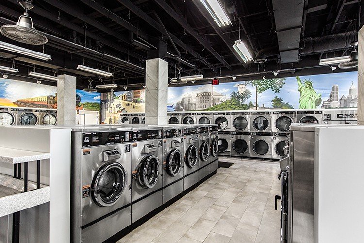 Commercial Blvd Laundry interior